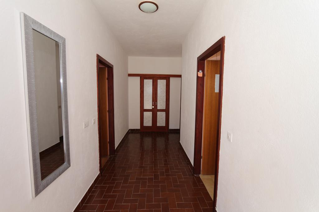 מאקרסקה Apartments Antoneta מראה חיצוני תמונה