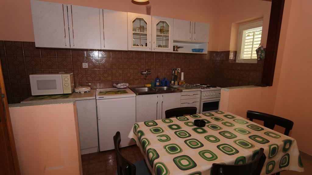 מאקרסקה Apartments Antoneta מראה חיצוני תמונה