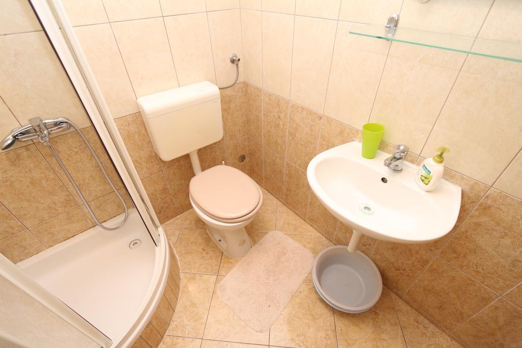 מאקרסקה Apartments Antoneta מראה חיצוני תמונה