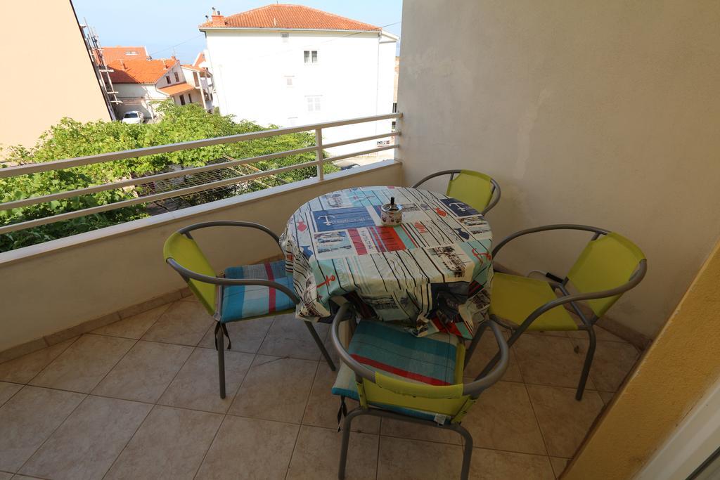 מאקרסקה Apartments Antoneta מראה חיצוני תמונה